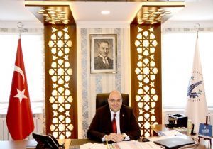 Orhan: ‘İlahi mesajı iyi anlamalıyız'